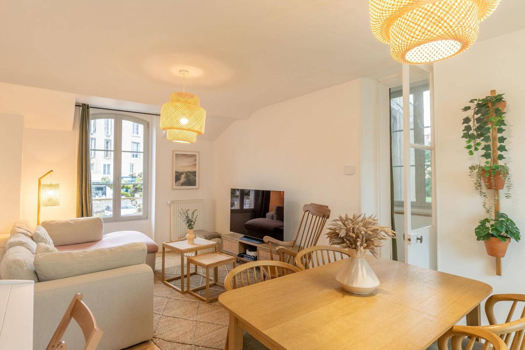 Le Nid De Saint Honore - Sur Les Toits De Blois Exterior photo